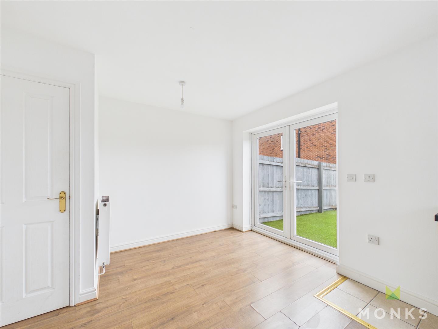 11 Harvey Gardens, Shrewsbury, SY2 5TG For Sale